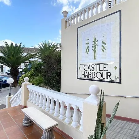 Апартаменты Floor, Panoramic Studio, Heated Pool Лос Кристианос